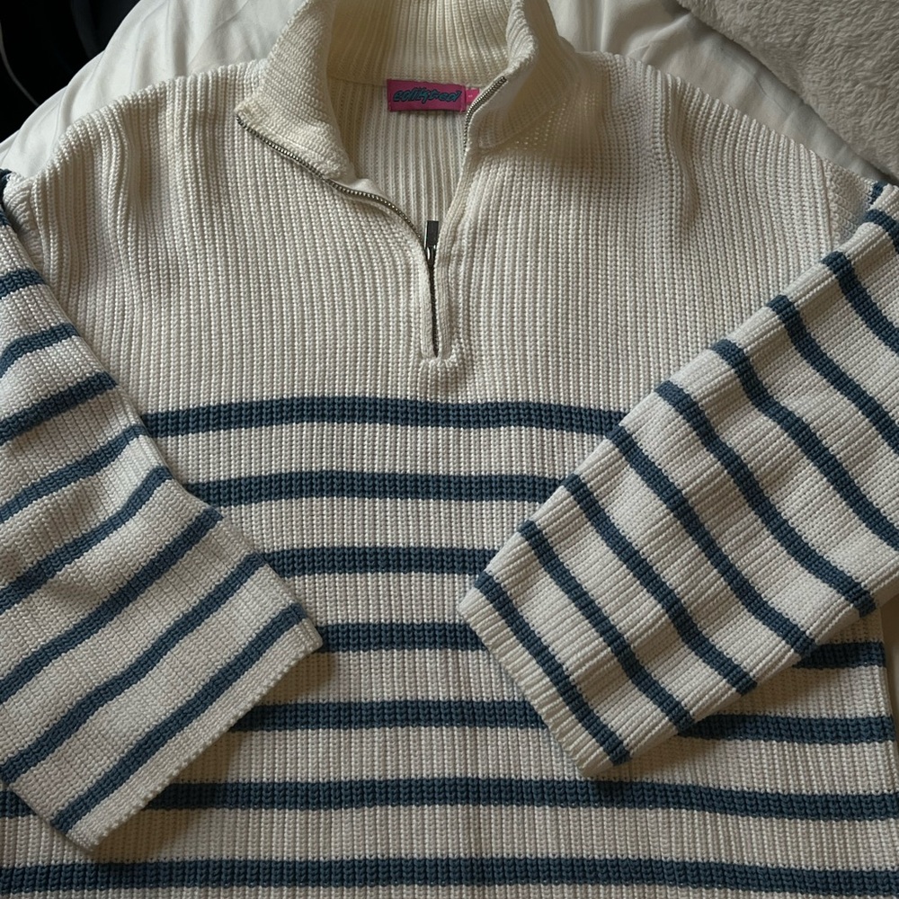 Edikted Cream and Black Zip Up Sweater